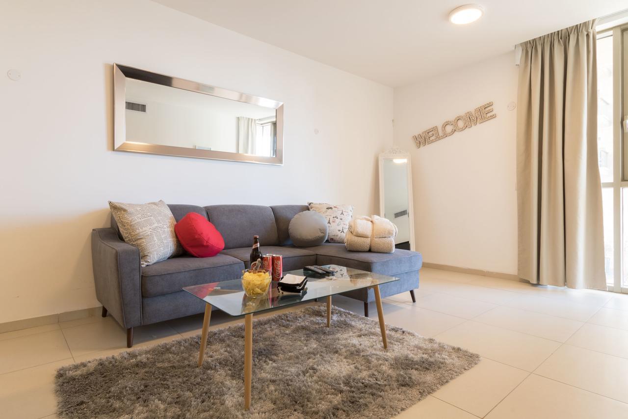 Luxury One-Bedroom Apartment/Parking In City Center Jerusalem Exteriör bild