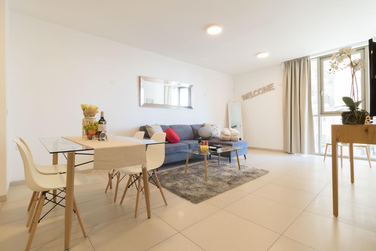 Luxury One-Bedroom Apartment/Parking In City Center Jerusalem Exteriör bild