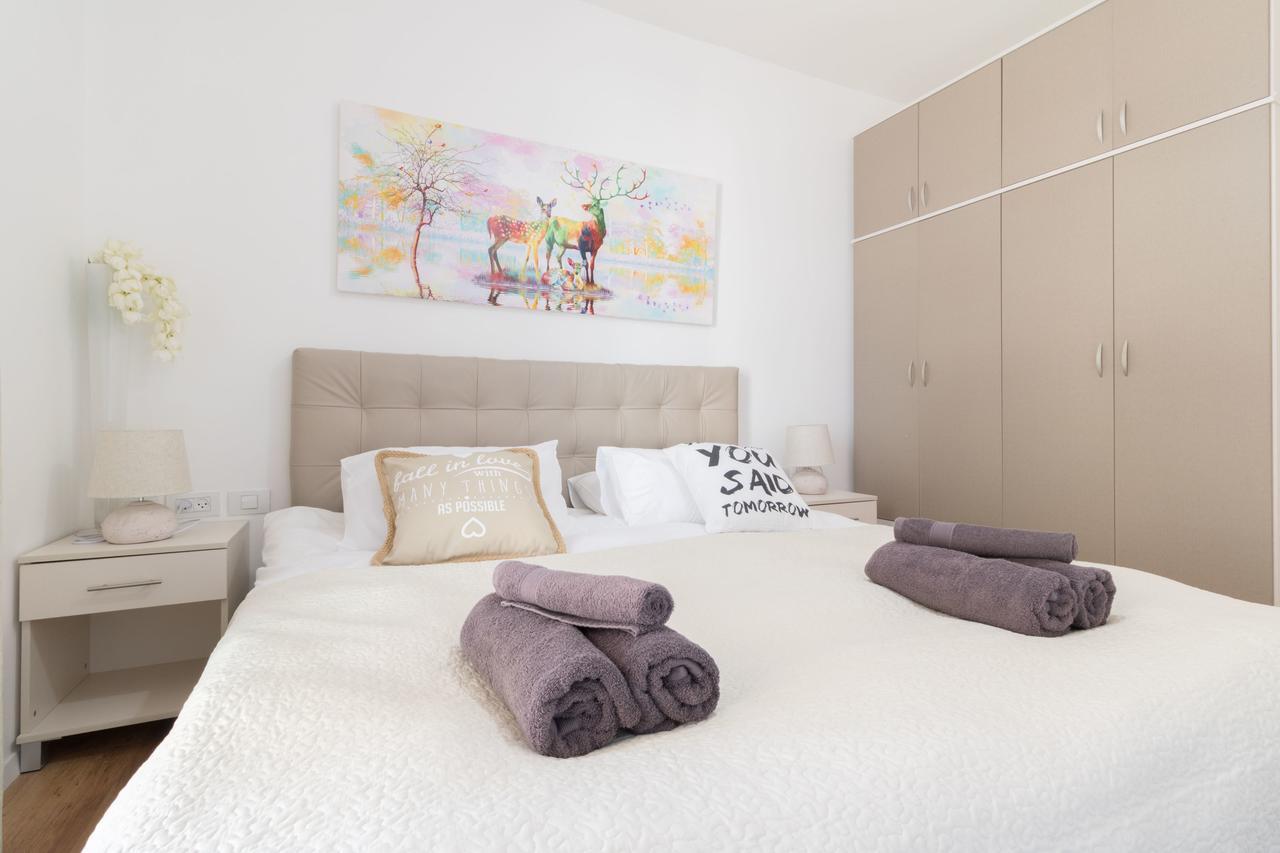 Luxury One-Bedroom Apartment/Parking In City Center Jerusalem Exteriör bild