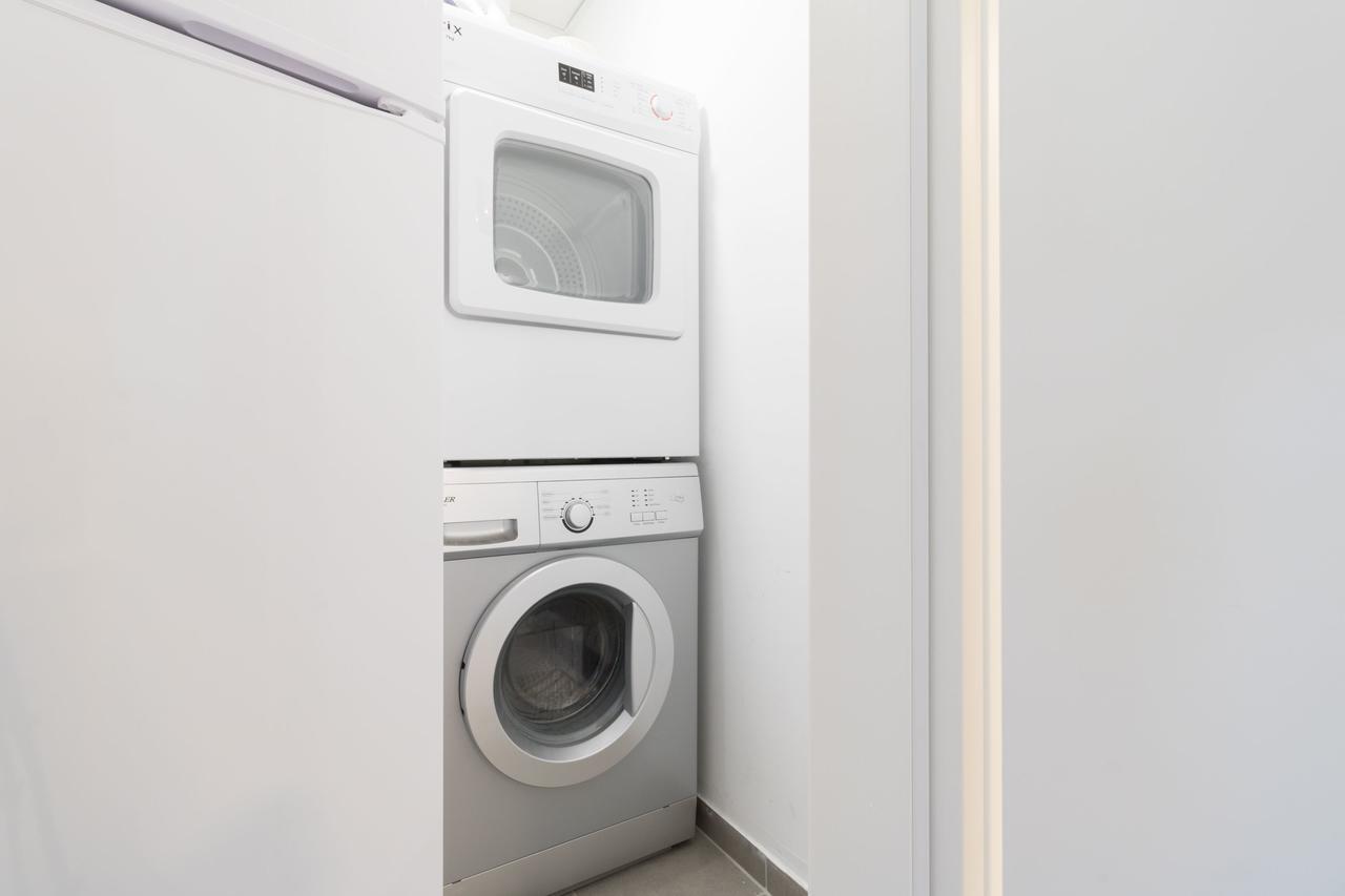 Luxury One-Bedroom Apartment/Parking In City Center Jerusalem Exteriör bild