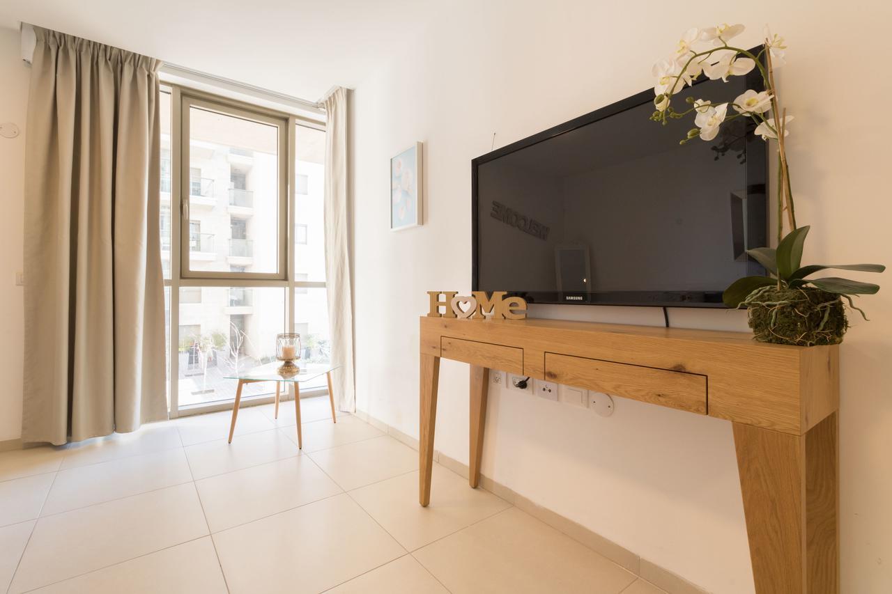 Luxury One-Bedroom Apartment/Parking In City Center Jerusalem Exteriör bild