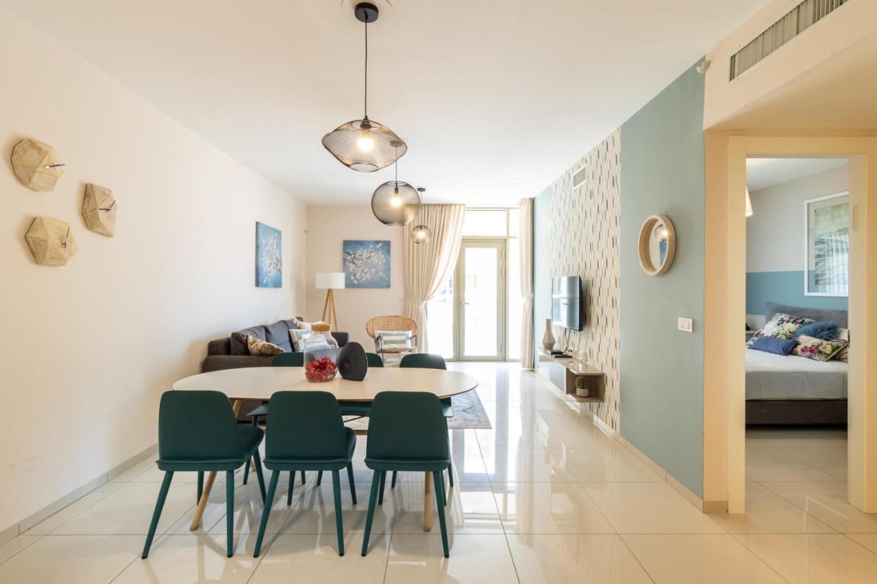 Luxury One-Bedroom Apartment/Parking In City Center Jerusalem Exteriör bild