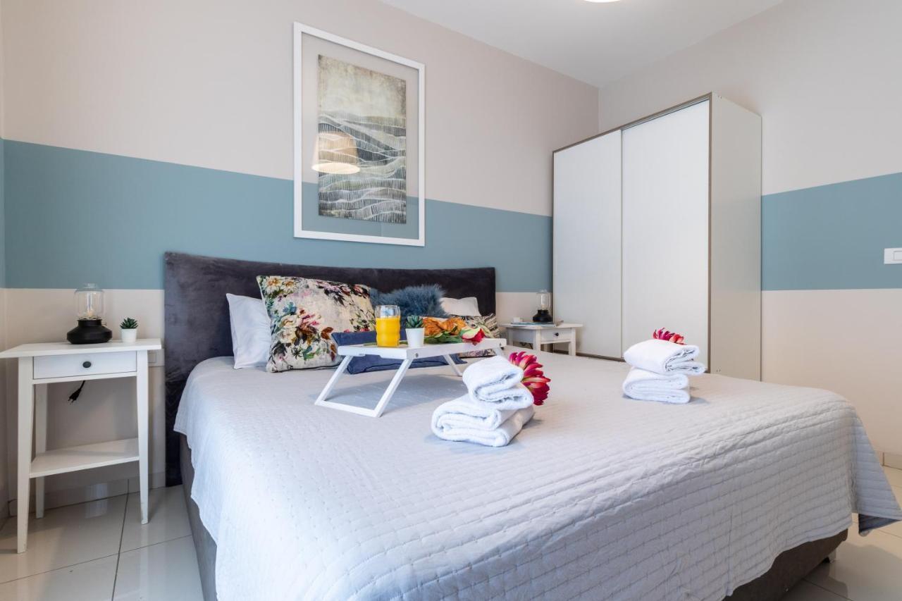 Luxury One-Bedroom Apartment/Parking In City Center Jerusalem Exteriör bild